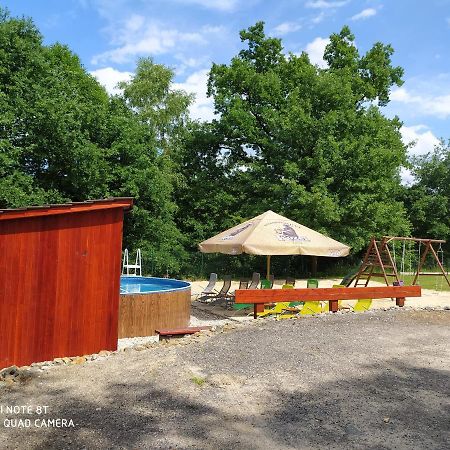 Apartmany Natalie Dvory nad Luznici Zewnętrze zdjęcie