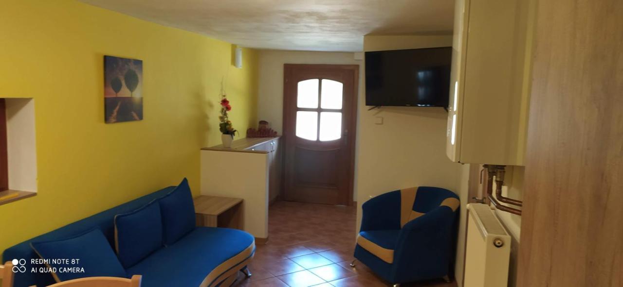 Apartmany Natalie Dvory nad Luznici Zewnętrze zdjęcie